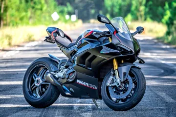 Transportör Motorcykel Ducati Panigale i Oslo Norge